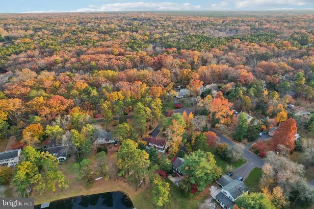 70 OAKWOOD DR, Medford, NJ 08055