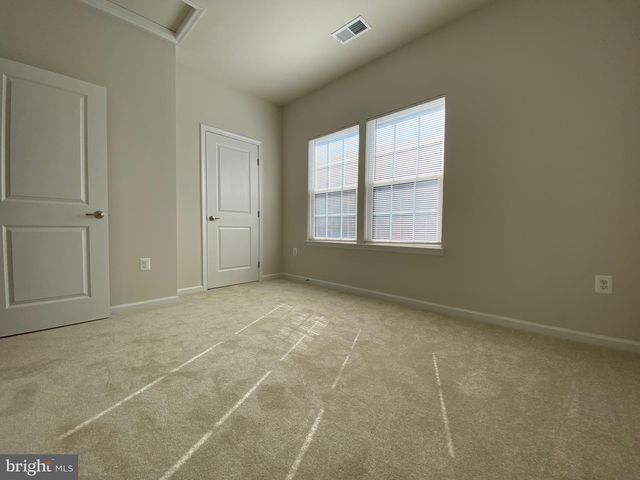 1110 SPUR LN, Fredericksburg, VA 22401