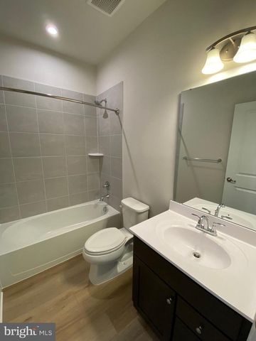 1110 SPUR LN, Fredericksburg, VA 22401