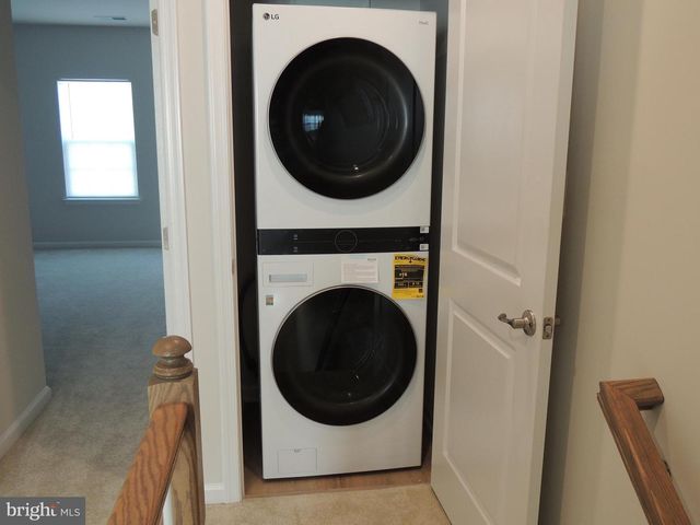 1110 SPUR LN, Fredericksburg, VA 22401