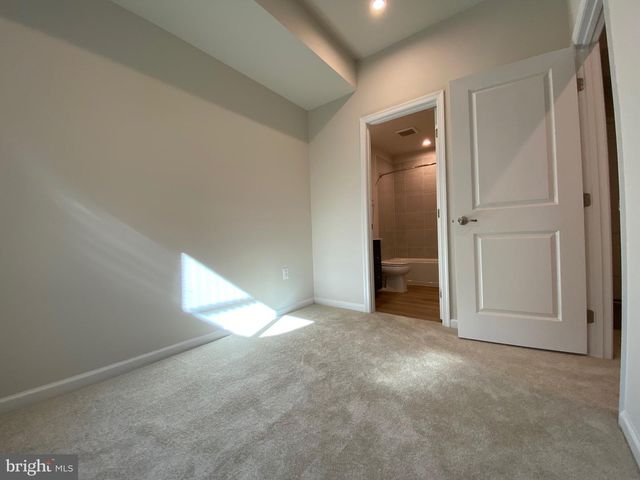 1110 SPUR LN, Fredericksburg, VA 22401