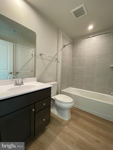 1110 SPUR LN, Fredericksburg, VA 22401