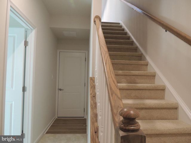 1110 SPUR LN, Fredericksburg, VA 22401