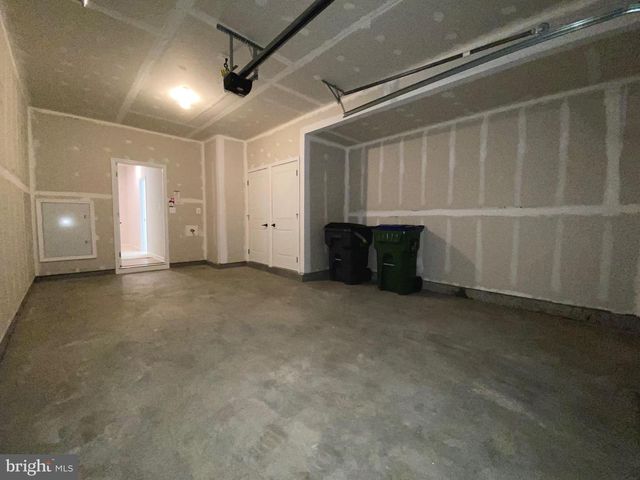 1110 SPUR LN, Fredericksburg, VA 22401