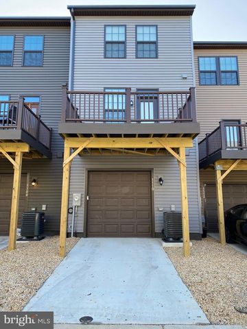 1110 SPUR LN, Fredericksburg, VA 22401