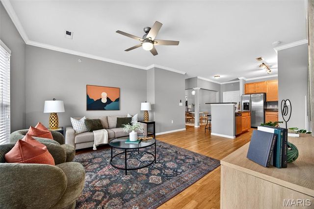 1251 Strassner Drive 2112, Brentwood, MO 63144