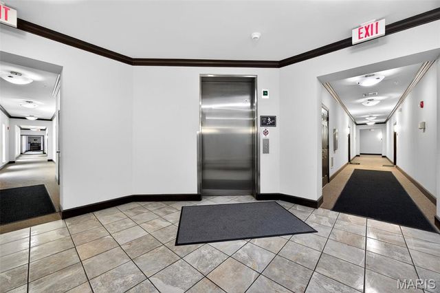 1251 Strassner Drive 2112, Brentwood, MO 63144