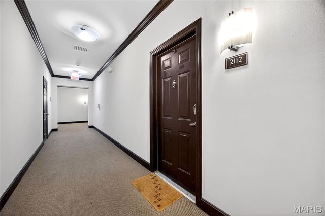 1251 Strassner Drive 2112, Brentwood, MO 63144