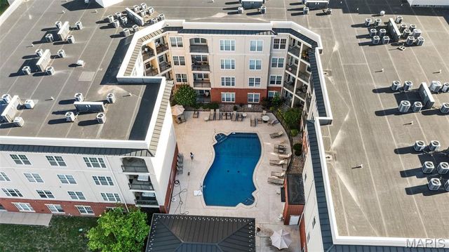 1251 Strassner Drive 2112, Brentwood, MO 63144