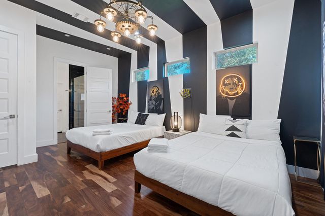 3603 E 12th ST, Austin, TX 78721