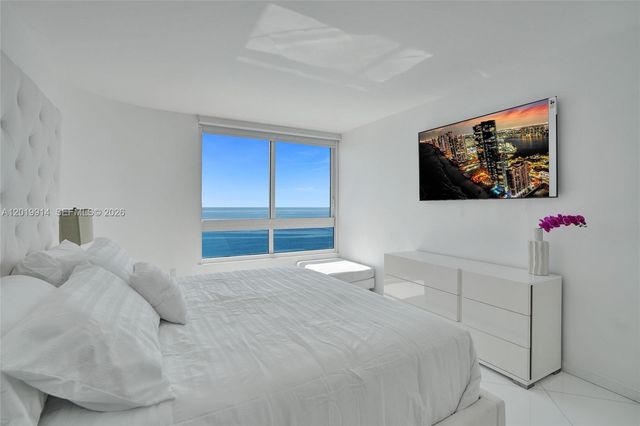 6365 Collins Ave 2403, Miami Beach, FL 33141