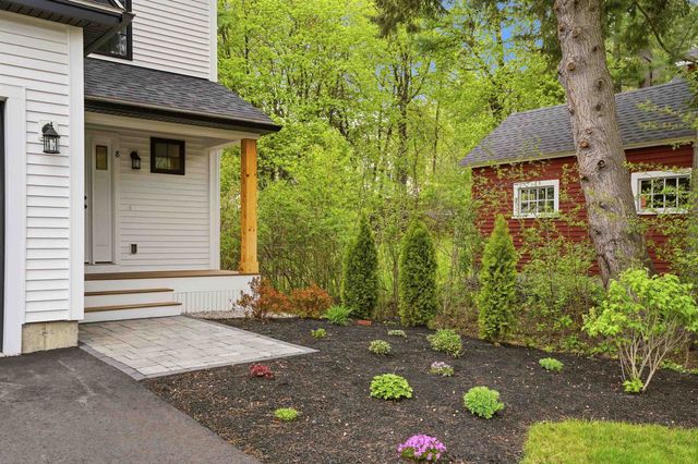 8 Gale Street, Concord, NH 03301