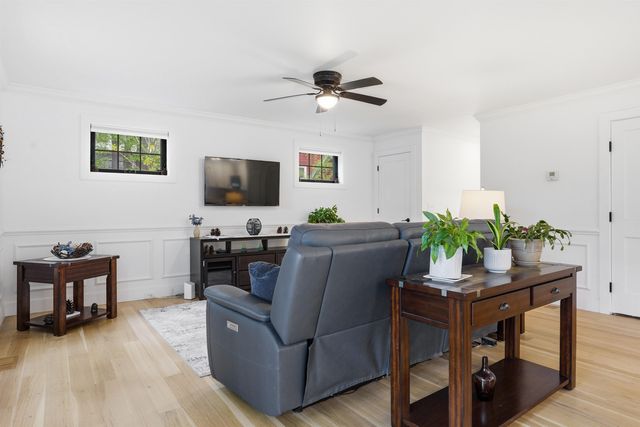 8 Gale Street, Concord, NH 03301