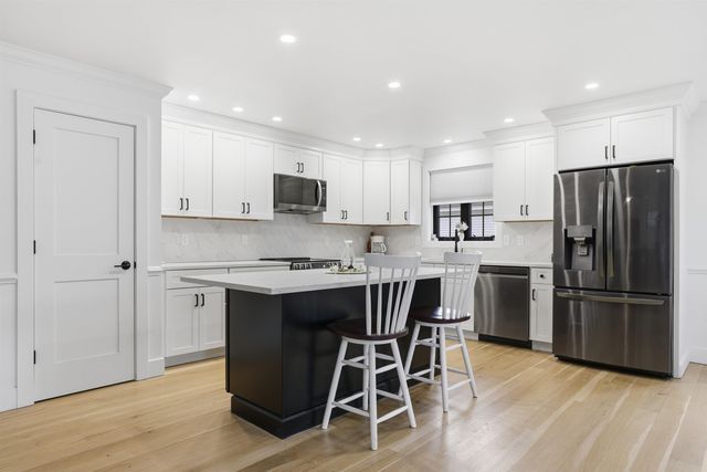 8 Gale Street, Concord, NH 03301