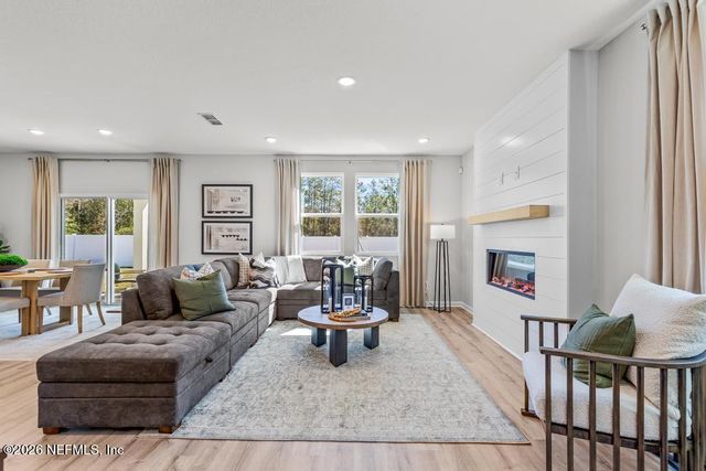 14752 MACADAMIA Lane, Jacksonville, FL 32218