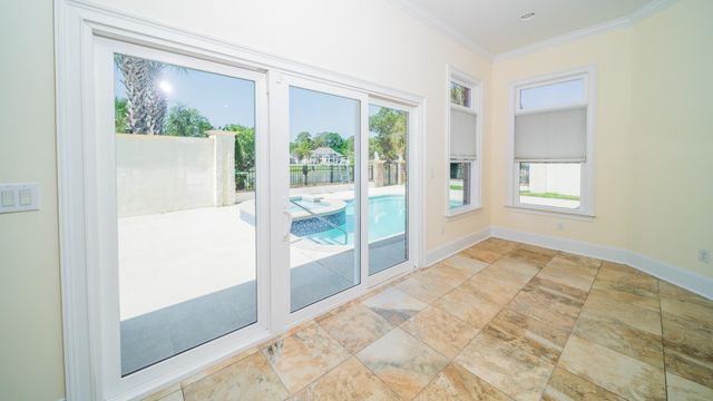 705 Fountain View Ct., Little River, SC 29566
