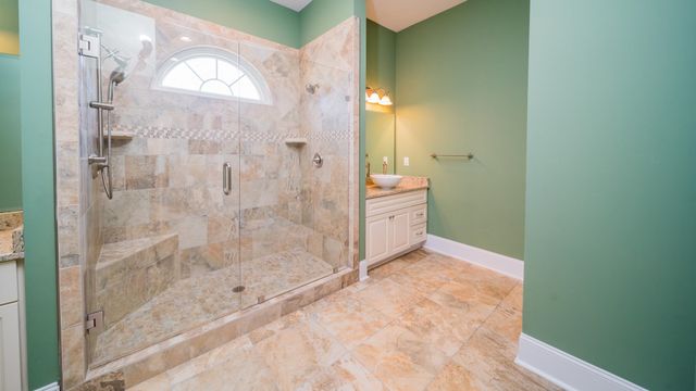 705 Fountain View Ct., Little River, SC 29566