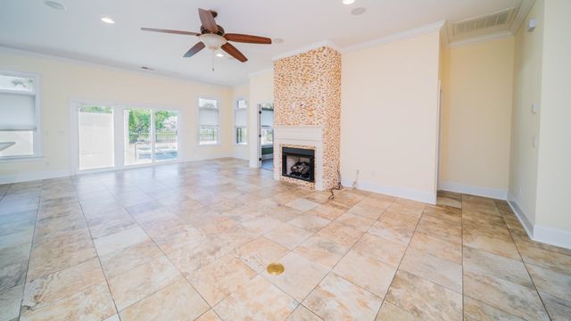 705 Fountain View Ct., Little River, SC 29566