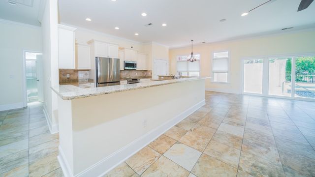 705 Fountain View Ct., Little River, SC 29566