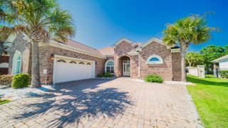 705 Fountain View Ct., Little River, SC 29566