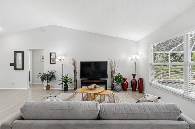 201 113TH STREET E, Bradenton, FL 34212