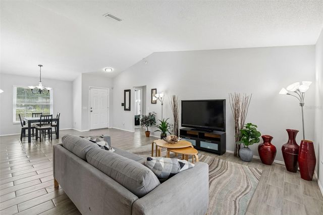 201 113TH STREET E, Bradenton, FL 34212