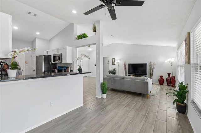 201 113TH STREET E, Bradenton, FL 34212