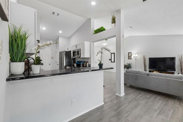 201 113TH STREET E, Bradenton, FL 34212