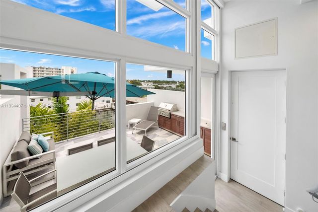 33 N Shore Dr 33, Miami Beach, FL 33141