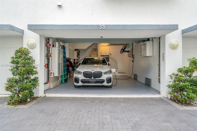 33 N Shore Dr 33, Miami Beach, FL 33141