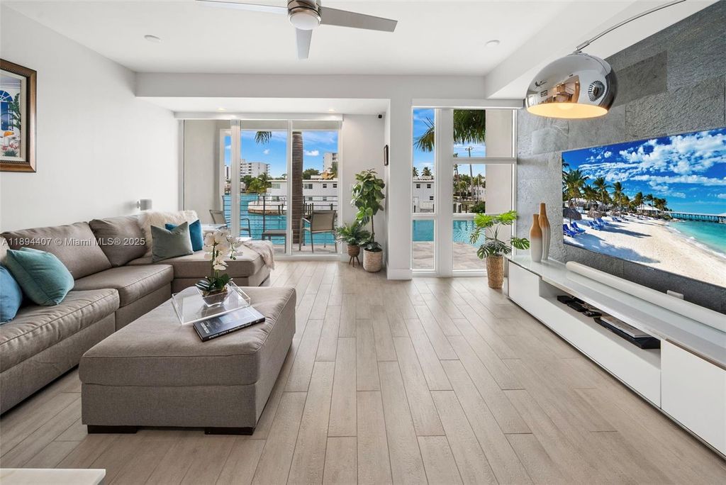 33 N Shore Dr 33, Miami Beach, FL 33141