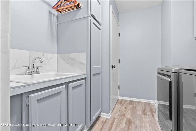 5475 Maple Ridge Road, Haslett, MI 48840