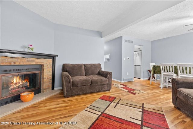 5475 Maple Ridge Road, Haslett, MI 48840