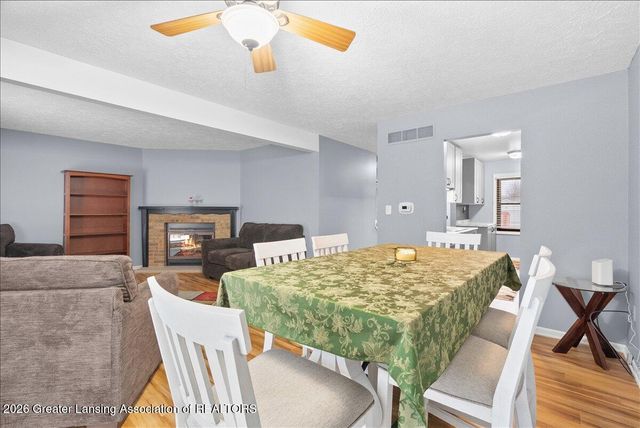 5475 Maple Ridge Road, Haslett, MI 48840