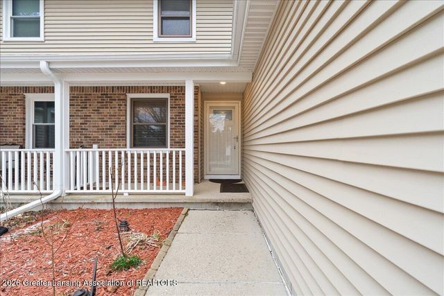 5475 Maple Ridge Road, Haslett, MI 48840