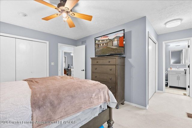 5475 Maple Ridge Road, Haslett, MI 48840