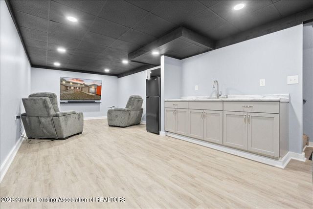 5475 Maple Ridge Road, Haslett, MI 48840