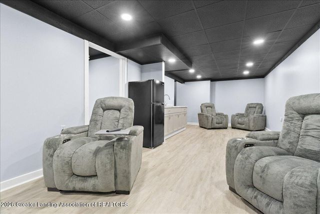 5475 Maple Ridge Road, Haslett, MI 48840