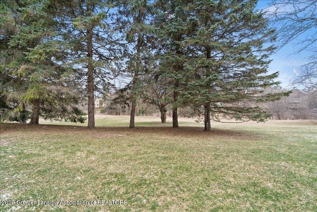 5475 Maple Ridge Road, Haslett, MI 48840