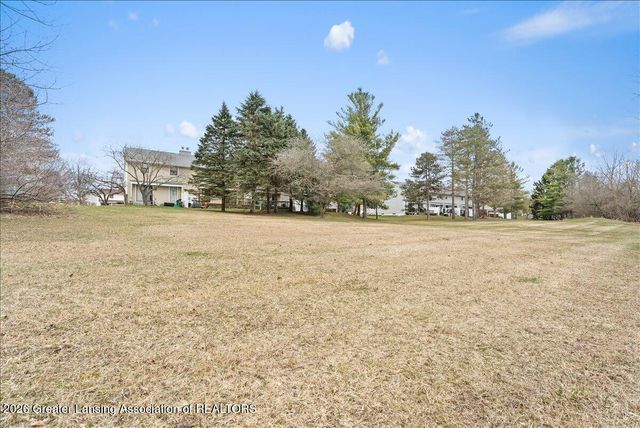 5475 Maple Ridge Road, Haslett, MI 48840