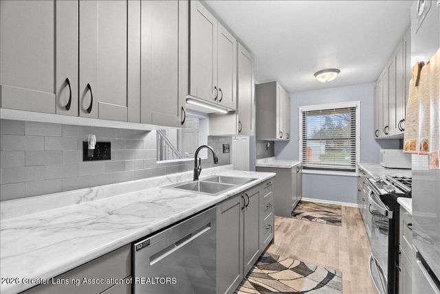 5475 Maple Ridge Road, Haslett, MI 48840