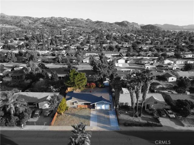 1101 Val Verde, Hemet, CA 92543
