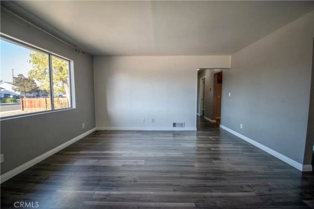 1101 Val Verde, Hemet, CA 92543