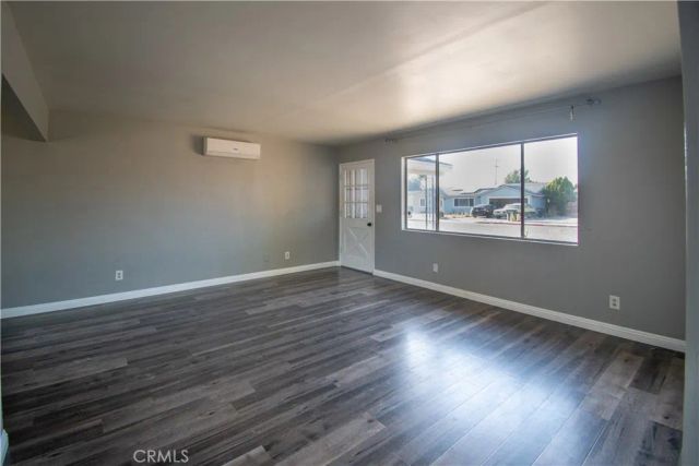 1101 Val Verde, Hemet, CA 92543
