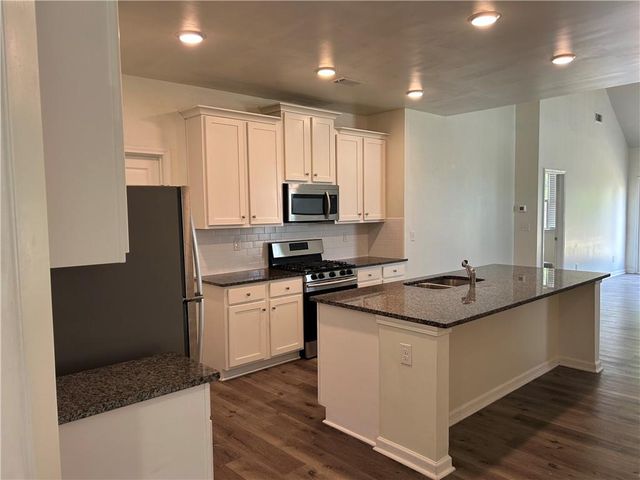 3893 Prospect Point Drive, Gillsville, GA 30566