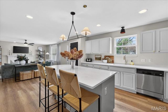 1224 Clarendon Drive, O'fallon, IL 62269