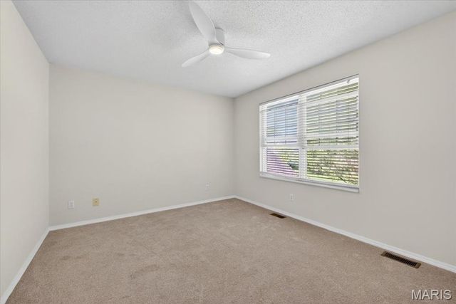 1224 Clarendon Drive, O'fallon, IL 62269