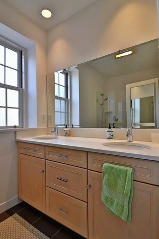 141 Beaconsfield Rd. 3, Brookline, MA 02445