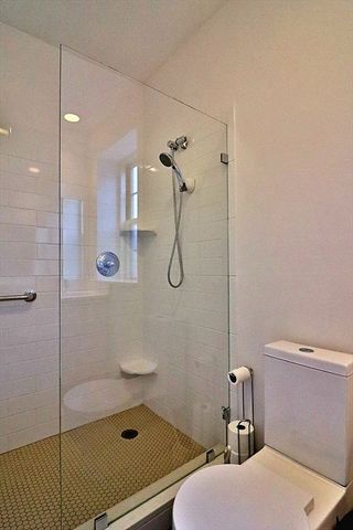 141 Beaconsfield Rd. 3, Brookline, MA 02445