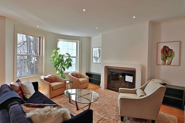 141 Beaconsfield Rd. 3, Brookline, MA 02445